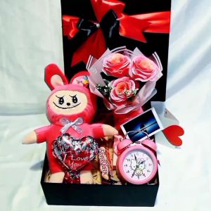 KADO ULANG TAHUN CEWEK GIFT BOX UCAPAN SPESIAL KADO UNIK BINGKISAN BUKET HADIAH ROMANTIS PASANGAN HAMPERS BONEKA ROMANTIS PASANGAN TERKASIH