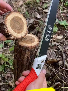 เลื่อยตัดกิ่งไม้ Saws เลื่อยสแตนเลสเกรดสูง ใบเลื่อย SK5 แข็งแกร่ง ตัดไม้แห้ง-สดได้คล่องไม่เป็นสนิมใช้ได้นาน