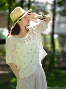 XIAOER | Áo Blouse Trẻ Trung 100% Gai Thêu Hoa Bướm và Ren Cổ Vuông