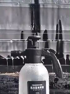 ถังฉีดโฟมล้างรถ กระปุกฉีดโฟมน้ำยาล้างรถ กระบอกพ่นน้ำยา 2 L กระบอกพ่นน้ำยาด้วยการฉีดด้วยกระปู กระป๋องฉีดโฟมน้ำยาล้างรถ 25 ล้าง/รีบ