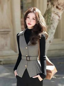 QFN | Vintage Style Commuter V-Neck Versatile Single Breasted Waist-Cinching Stylish Blazer Top