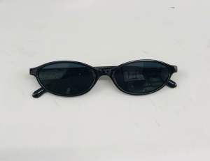 Joysunnies Retro Y2K Oval Small Frame Sunglasses For Women And Men Outdoor Fashion Cat Eye Leopard Glasses