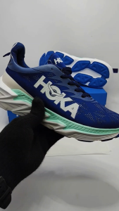 Sepatu Sneakers Olahraga Running Sports Casual Pria Wanita Terbaru