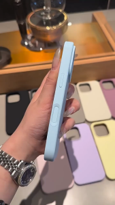 Liquid silicone MagSafe magnetic case suitable for iPhone 18 Pro Max Apple 17 anti-drop cover