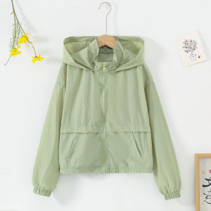 Spring and Autumn new style girls aged 3-20 thin with hat light and stylish casual Korean windbreaker childrens clothing