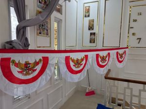 BENDERA background garuda 5/10 gelombang