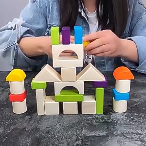 Bộ xếp hình xây dựng 30 chi tiết bằng gỗ kèm hộp đựng