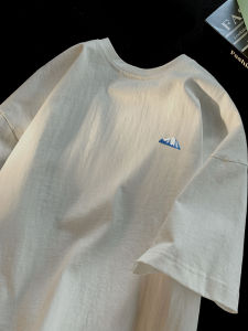 เฮฟวี่เวท 100 ผ้าฝ้าย เสื้อยืดแขนสั้นผู้ชาย อินเทรนด์ แบรนด์ หลวม ฟิต สโนว์ เมาน์เท่น งานปัก ลำลอง เสื้อท่อนบน แฟชั่นเยาวชน