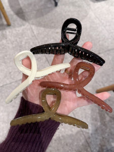 13cm Large Transparent Glossy Grip ~ Fancy Acrylic Shark Clip Wind Barrettes Female Back Head Clamp