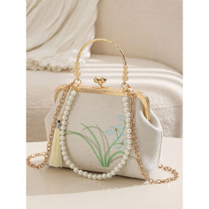 MEIFEI | Embroidered Traditional Chinese Handmade Bag