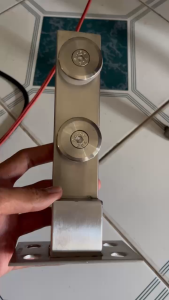 [Ảnh thật] [Giá hủy diệt] Chân kẹp kính hộp cho lan can kính - Trụ inox lan can kính - kẹp kính tay vịn cầu thang