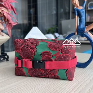 กล่องใส่ผ้าเช็ดหน้าผ้าใบสีเขียวแดงสไตล์วินเทจแบบพกพาพร้อมเชือกผูกสำหรับใช้ในรถ กล่องใส่ผ้าเช็ดหน้า DIY ขนาด 18X12X8CM