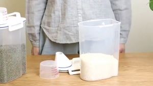 Pet Food Storage Container Dog Cat Food Storage Dispenser Moistureproof Fresh Seal Food Plastic Box Penyimpanan makanan haiwan