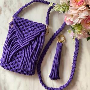 Handmade macrame crossbody SWY bag women bag with keychains กระเป๋าแมคrame แฮนด์เมดสะพายไหล่ พร้อมพวงกุญแจ