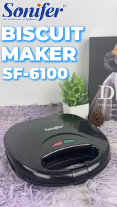 Sonifer Biscuit Beakfast Maker 750W Teflon Non-stick Coating Pancake Maker & Sandwich Maker