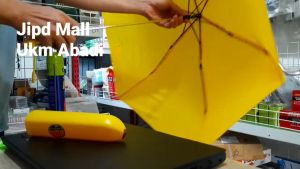 Payung Pisang Banana Umbrella - Yellow