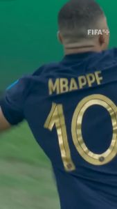 Gold Unbeatable Mbappe Top Class Football Card