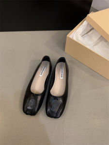 Silver Square Head Flat Bottom French Style Womens Shoes Soft Bottom Bean Bean Shoes Spring New Arrival Casual Fashion