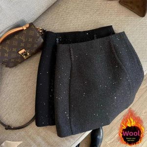 Fashionable Shimmer Tweed Skirt
