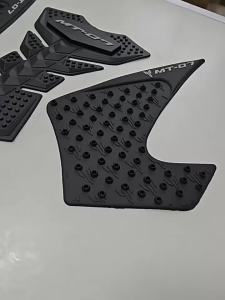 For YAMAHA MT07 FZ07 MT-07 MT FZ 07 2013 2014 2015 2016 2017 Motorcycle Fuel Tank Anti-skid Pad Knee Pads Tank Pad Side Stickers