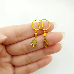 Subang Bulat Gantung Daun 1.63g Emas 916 Yon Hing