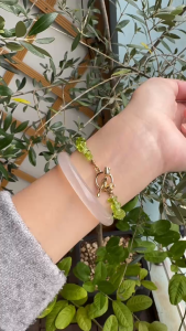 Vòng Tay Đá Peridot Hợp Mệnh Mộc Mệnh Hỏa Khóa Thép Không Gỉ - Thu Hút Tài Lộc Tăng Cường Sức Khỏe Đem Lại Bình An -Bluegems