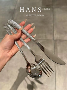 ชุดช้อนส้อมสแตนเลสลายตอกแบบตะวันตก Hanss L Diamond Series สำหรับรับประทานอาหารที่บ้าน