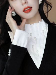 Elegant Pearl Trim Stand Collar Shirt Top Fashion Design Sensation Small Audience Attraction European Style New Arrival 2025