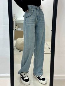 High-Waist Pear-Shaped Curvy Jeans for Women Plus Size Wide-Leg Straight Pants with Thigh Emphasis Dark Color Regular Thickness