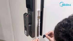 [บริการช่างติดตั้ง]Midea Smart Door Lock รุ่น BF5 สมาร์ทล็อค กลอนประตูดิจิตอล ล็อคประตูสวิง