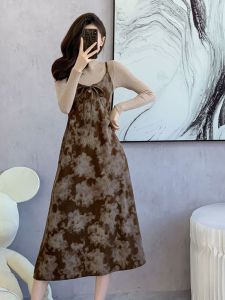 Autumn Winter French Style Small Fragrance Wind Base Matching Coat Retro Dyed Corduroy Strap Dress Two Piece Set Dress