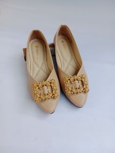 Sepatu Flat Shoes Wanita Balet Terbaru Variasi Bunga Kotak YN 03