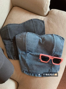 Retro Spicy Girl Denim Wrap Short Top Outerwear Winter 2025 Design Sensation Small Vest Womens Fashion Trend Spicy Style