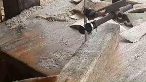 ใช้เครื่องเลื่อย Monte BZ-110 หรือ สายพาน 1826 มม. x 10 x 6R ในการเสริมสวยมูลความงามให้ได้ดีที่สุด