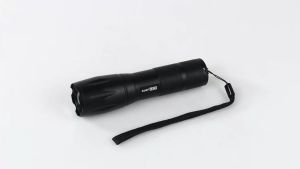 Senter Tactical Cree XM-L T6 3800 Lumens Zoom In Out Flashlight E17S