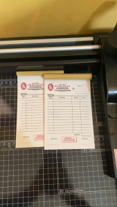 Cetak Nota Laundry 1/4 Bebas Pake Nama Sendiri Full Collor Termurah di Ozone Grafika