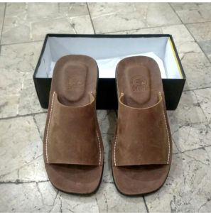 Sandal Pria Kulit Sapi Cokelat Leathery