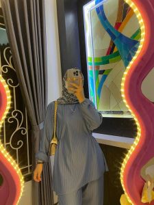 vanka oneset.oneset knith