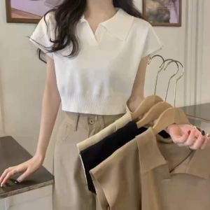 YoyoMall เสื้อครอปคอปก สีพื้น ไหมพรม ผ้านิ่มยืด ใส่สบายมาก ครอปทรงสวย จั้มเอว แต่กระดุม #016