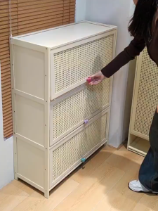 ตู้รองเท้าสไตล์ครีมประตูบ้านติดผนังประตูทางเข้าความจุขนาดใหญ่ทางเข้าไม้ออลอินวันชั้นวางรองเท้าห้องนั่งเล่นพลิกหลายชั้นตู