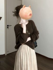 Bộ đồ hai mảnh CHANGTONG áo len dệt kim kèm chân váy cotton mùa xuân 2024