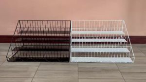 `ชั้นวางเครื่องประสงค์แบบมีแผ่นรอง วางโชว์สินค้า ชั้นวางน้ำหอม ชั้นวางอเนกประสงค์ ชุดเครื่องหมายเครื่องประสงค์ 10 ชุด`