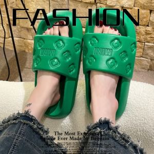 LHFriday รองเท้าแตะยางนิ่ม สีสันสดใส ลายปั้มดอกไม้ สบายพื้นกันลื่นแน่นสุดๆ รีบสั่งเลย ขนาดสวย