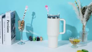 6 PCS Cute Straw Cover Toppers for 10 mm Straw Silicone Straw Tips Lid Compatible with Stanley Cat Paw Straw Stoppers Protector Reusable Drinking Accessories