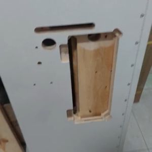 mặt bàn máy may công nghiệp sử dụng dây curoa