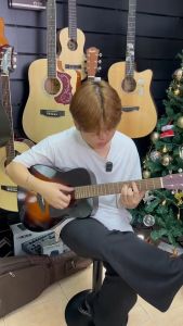 YAMAHA JR2 Acoustic Guitar กีตาร์โปร่งยามาฮ่า รุ่น JR2 (Included Guitar Bag พร้อมกระเป๋ากีตาร์ภายในกล่อง)