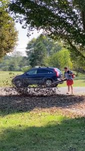 Máy thổi lá công suất lớn Husqvarna 570BTS