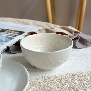 Light Colored Ceramic Rice Bowl Half Orange Peel Small Flower 4.5 Inch Diameter Breakfast Cereal Soup Bowl Nordic Style