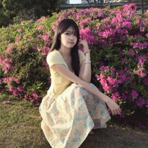 CHANGTONG | Bộ Đồ Mùa Hè Duyên Dáng Độc Đáo Flora Gồm Chân Váy & Áo