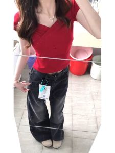 2024 ใหม่ผู้หญิงสีแดงVคอแขนสั้นเสื้อยืดSlim Fitเสื้อผ้าทํางานฤดูร้อนBMสําหรับหญิงสาว 18-35